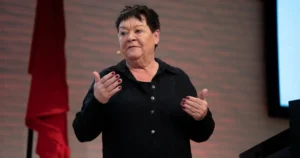 Mona Striib og 1.700 FOA tillidsvalgte har sat kursen mod OK26